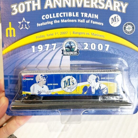 Seattle Mariners 30th Anniversary 2007 Collectible Train New In Box 6/1/07 - Picture 4 of 6